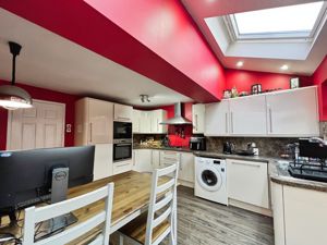 Kitchen- click for photo gallery